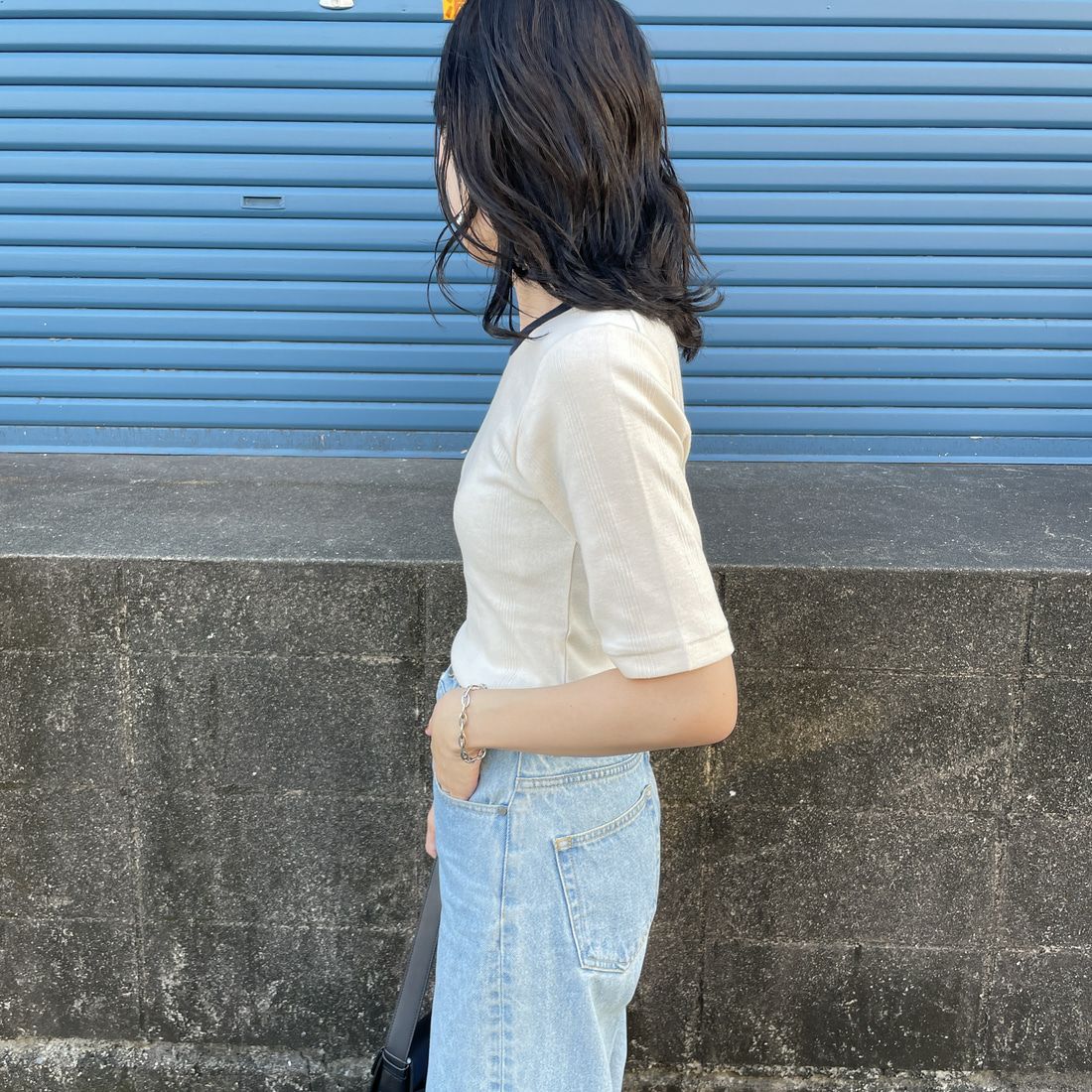 Robert P.Miller [ロバートピーミラー] 別注 5分袖クルーネックTシャツ [RM241-248IN-JF] IVORY &&モデル身長：160cm 着用サイズ：F&&