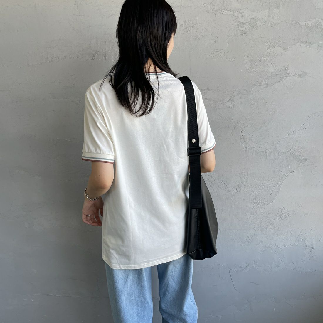 FRED PERRY [フレッドペリー] ツインティップTシャツ [M1588] Y20 LECR/S &&モデル身長：160cm 着用サイズ：S&&