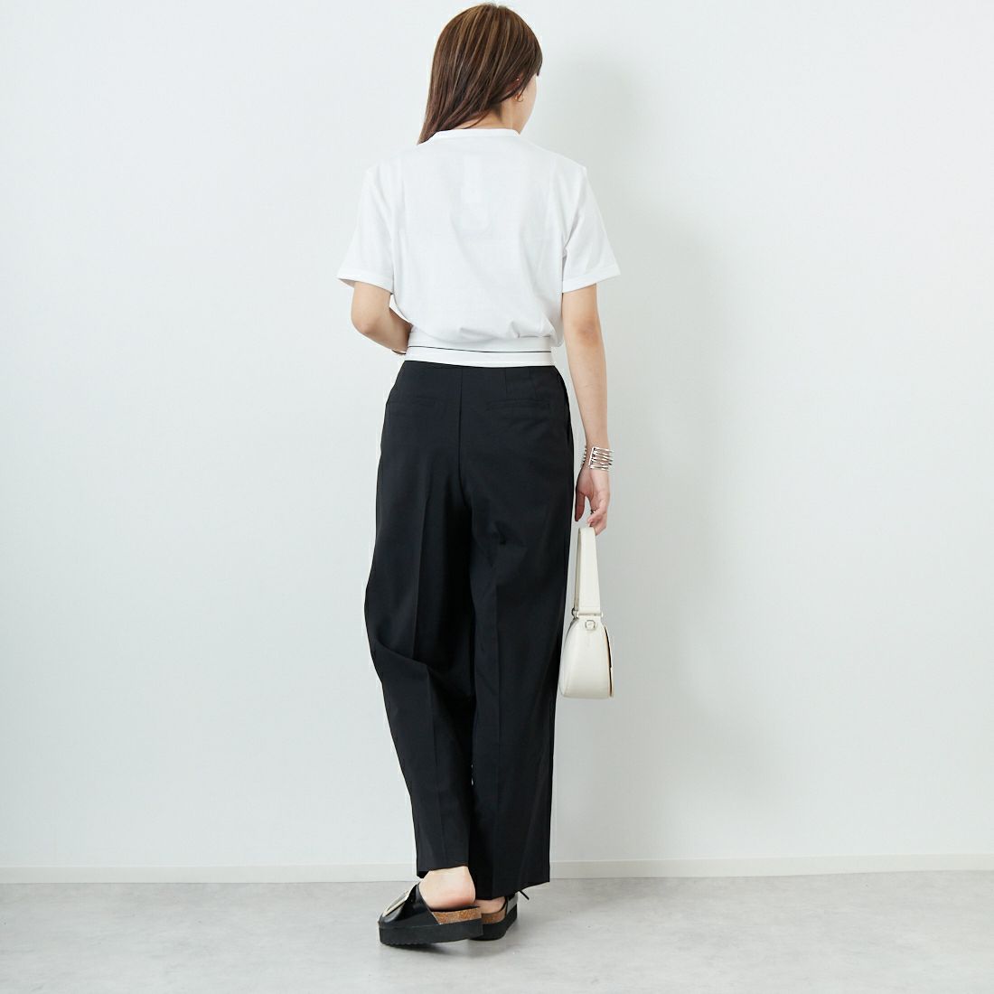FRED PERRY [フレッドペリー] リンガーTシャツ [M3519] 100 WHITE &&モデル身長：167cm 着用サイズ：S&&