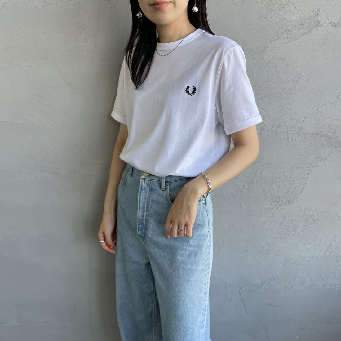 FRED PERRY [フレッドペリー] リンガーTシャツ [M3519] 100 WHITE &&モデル身長：160cm 着用サイズ：XS&&