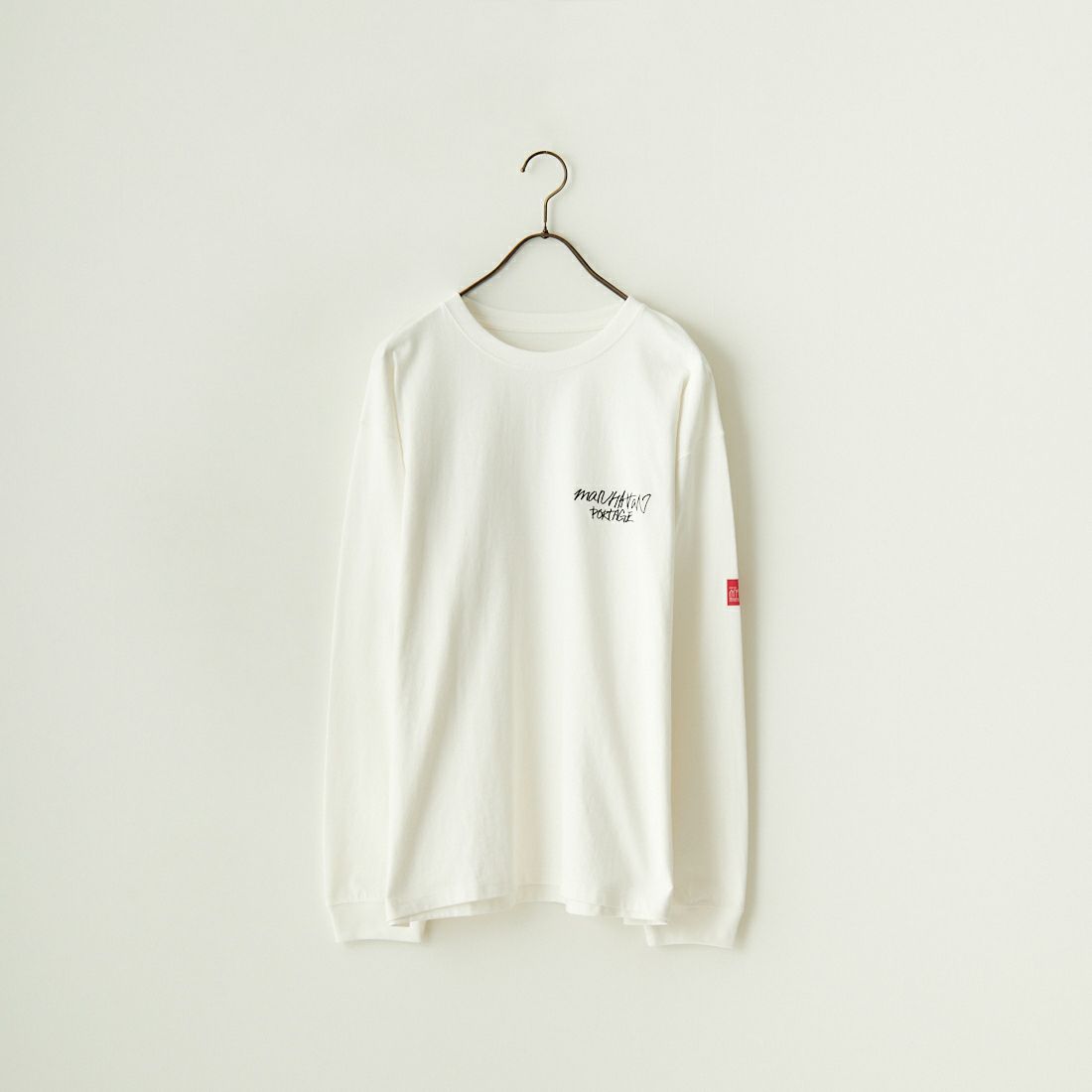 MANHATTAN PORTAGE [マンハッタンポーテージ] 別注 手描き風バックプリントTシャツ [24SSMP-IN50-JF] WHITE