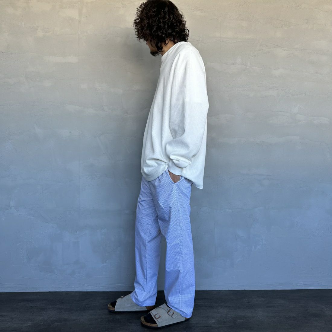 UNIVERSAL OVERALL [ユニバーサルオーバーオール] 別注 パジャマパンツ [U2411660IN-JF] WHT CHK &&モデル身長：173cm 着用サイズ：M&&