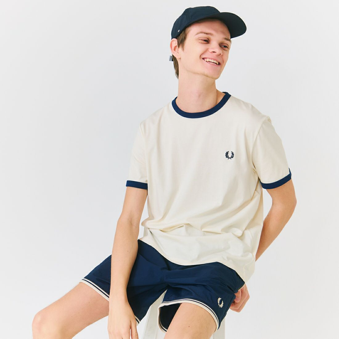 FRED PERRY [フレッドペリー] 別注 ワンポイントロゴ刺繍 ショートスリーブ リンガーTシャツ [M3519-JF] ECR/BLU