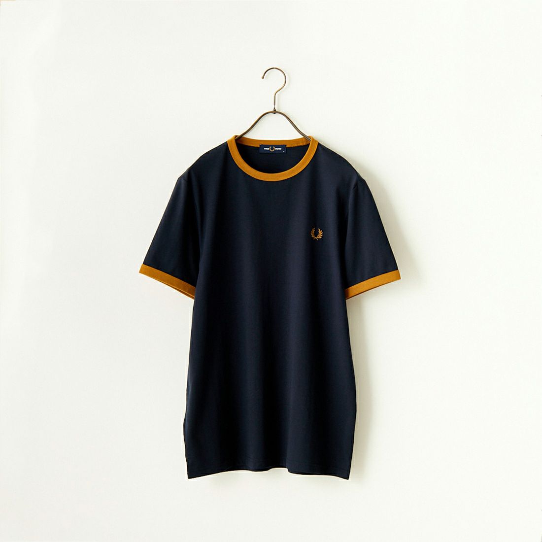 FRED PERRY [フレッドペリー] 別注 ワンポイントロゴ刺繍 ショートスリーブ リンガーTシャツ [M3519-JF] R63 NVY/DA