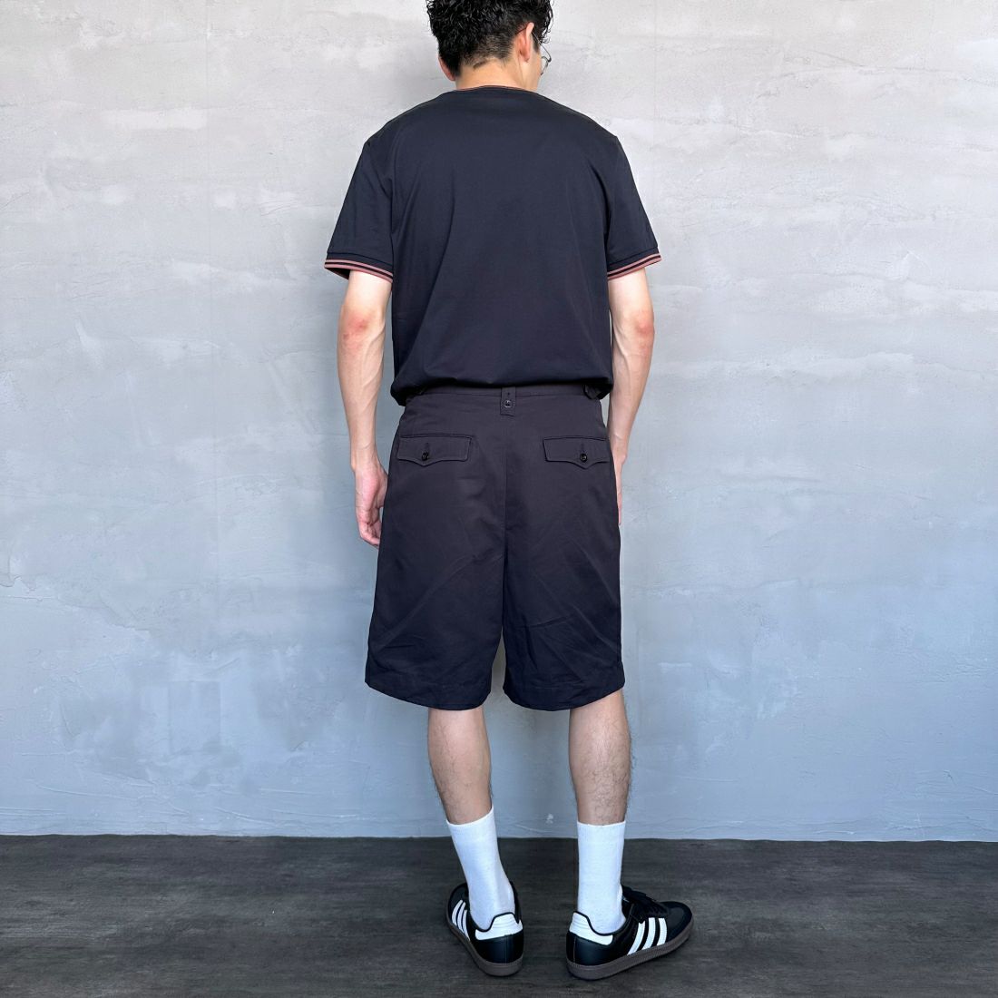 FRED PERRY [フレッドペリー] ツインティップTシャツ [M1588] Y31 NAVY/C &&モデル身長：168cm 着用サイズ：M&&