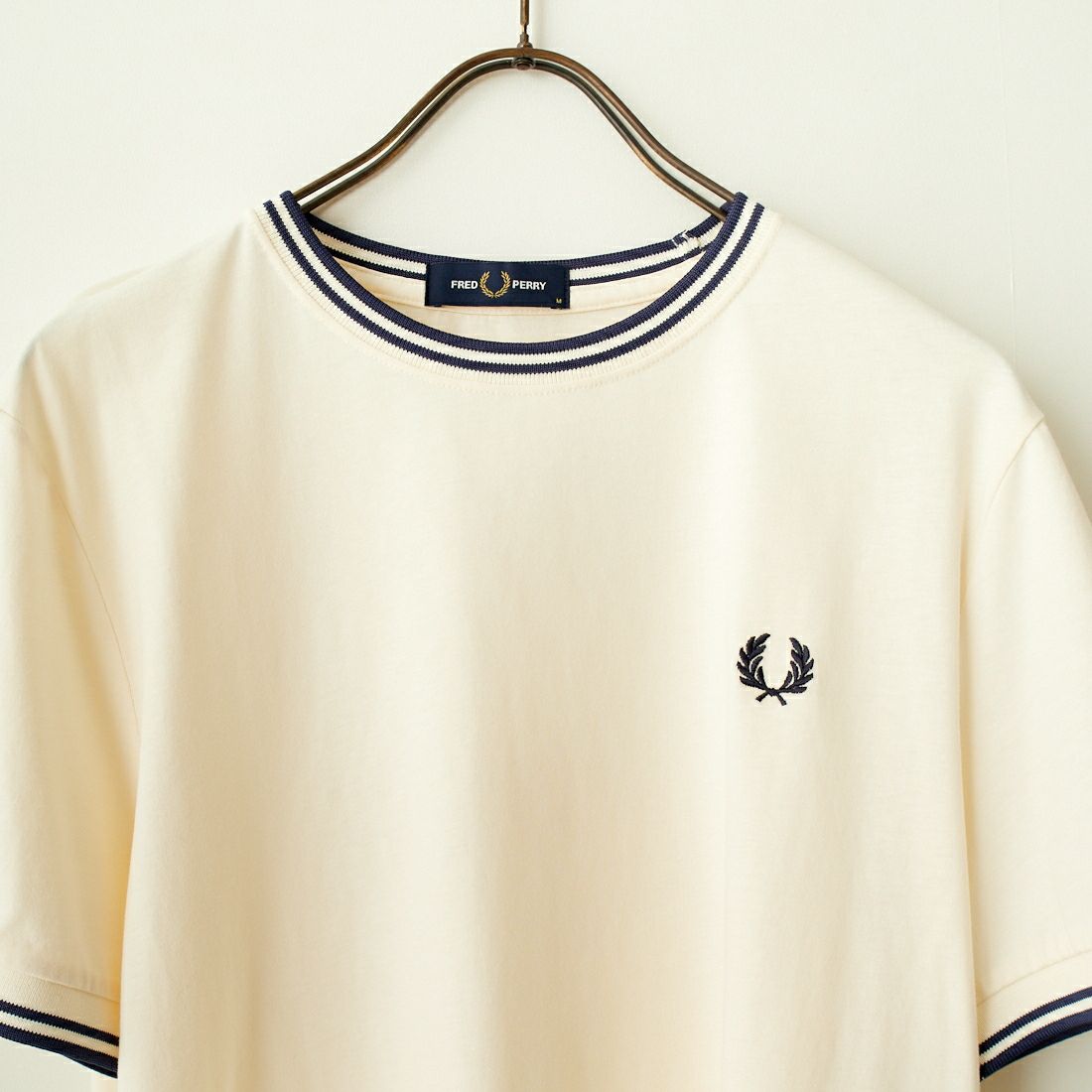 FRED PERRY [フレッドペリー] ツインティップTシャツ [M1588] Y24 ECRU/T