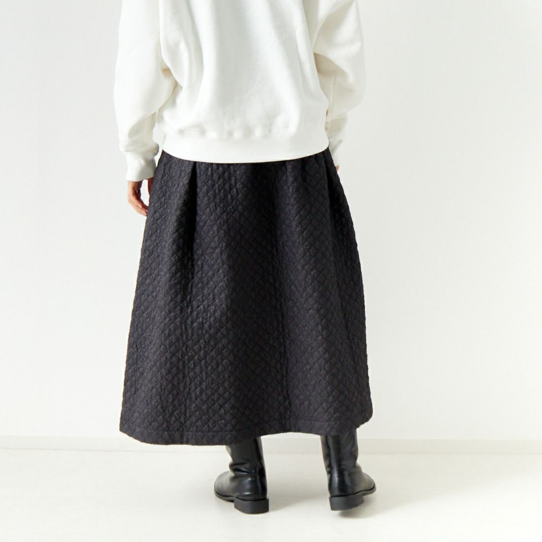 CLOCHE [クロシェ] キルティングフレアスカート [35286551] 88 ﾌﾞﾗｯｸ &&モデル身長：160cm 着用サイズ：2&&
