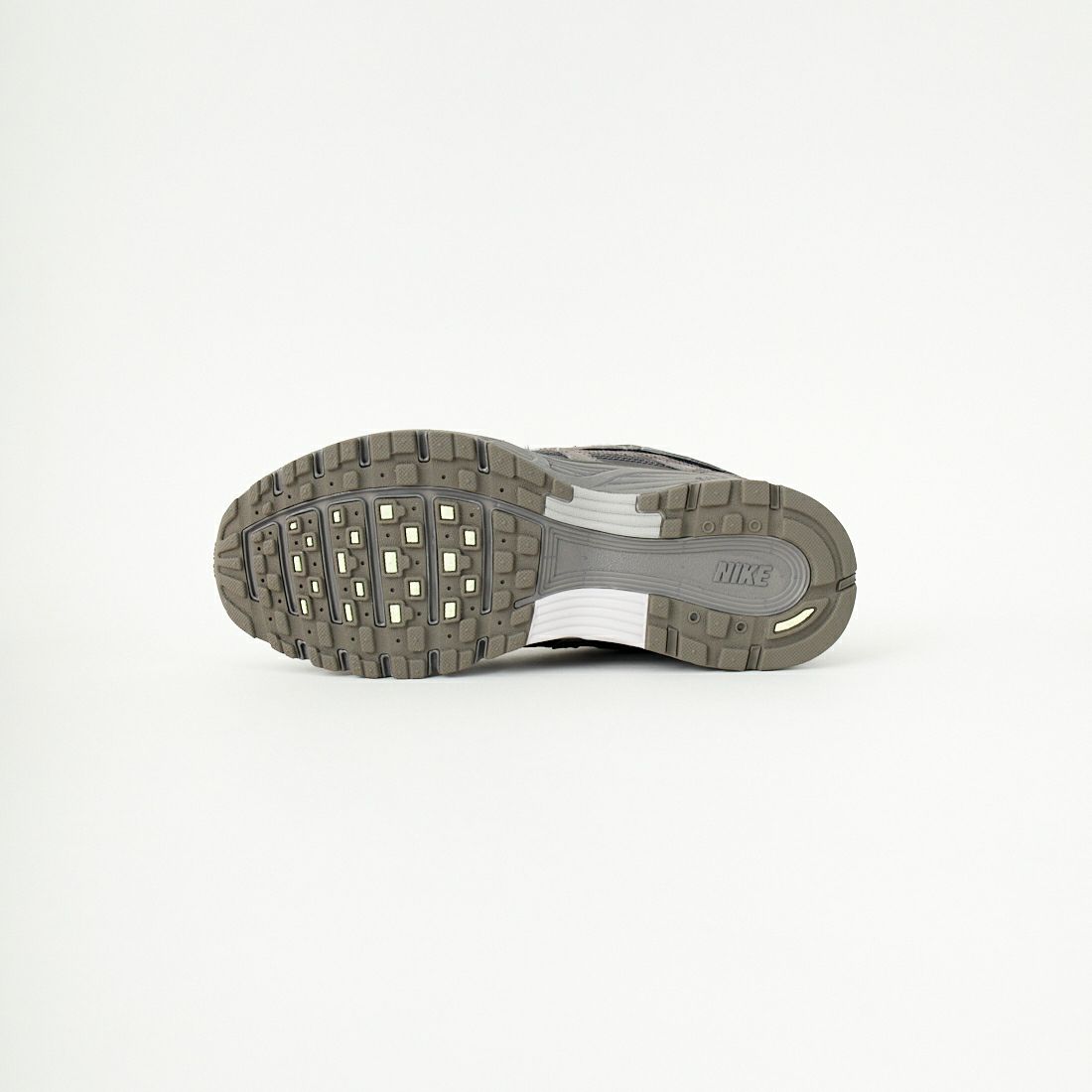 NIKE [ナイキ] P-6000 スニーカー [CD6404] 202 CV STN