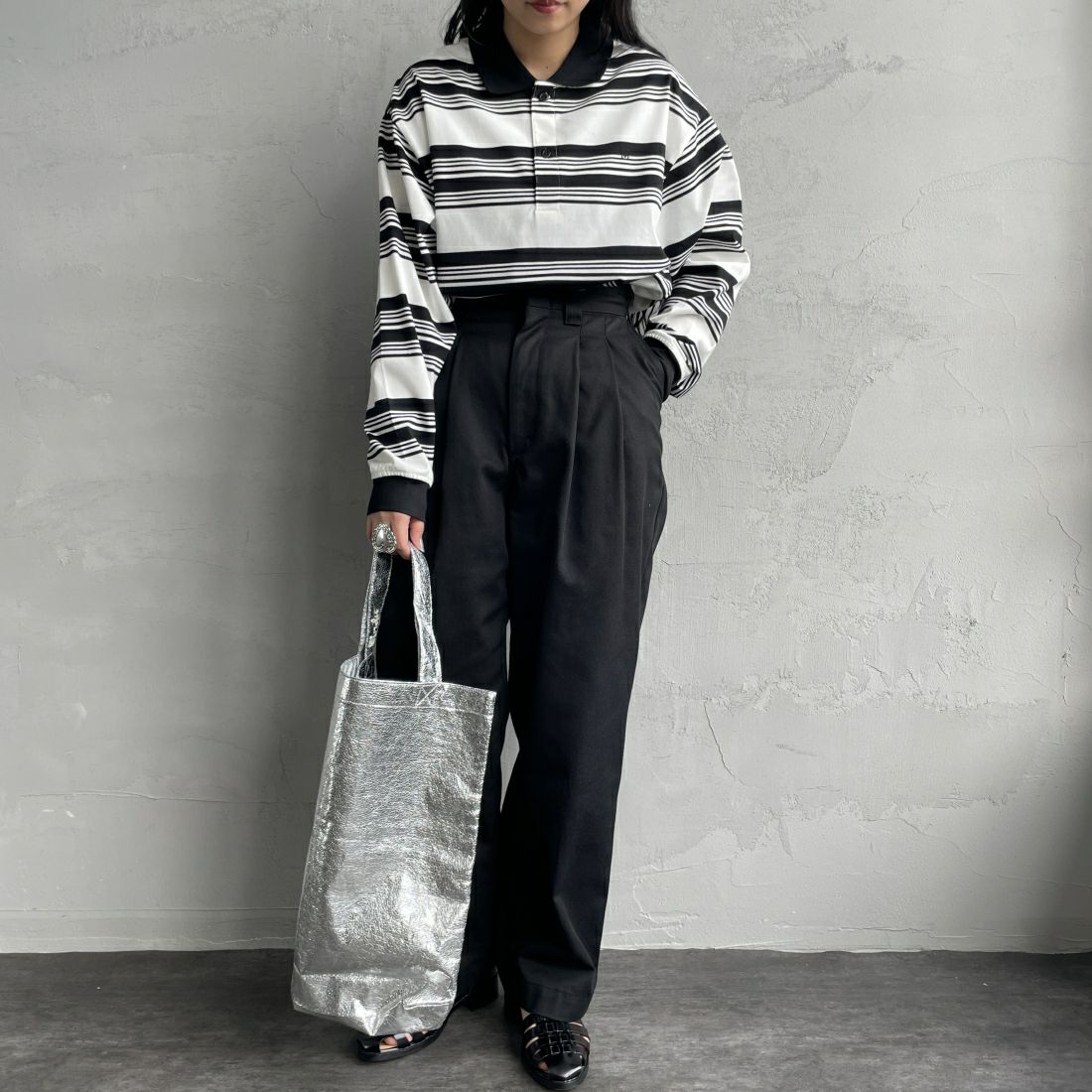 UNIVERSAL UNIVERSAL OVERALL [ユニバーサルオーバーオール] 別注 ロングスリーブ ボーダーポロシャツ [U2411284IN-JF] WHT BORDER &&モデル身長：156cm 着用サイズ：S&&OVERALL [ユニバーサルオーバーオール] 別注 ロングスリーブ ボーダーポロシャツ [U2411284IN-JF] BRN BORDER