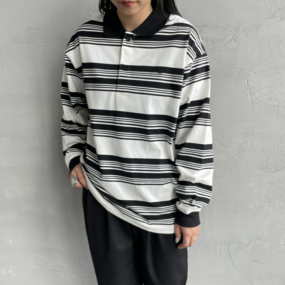 UNIVERSAL OVERALL [ユニバーサルオーバーオール] 別注 ロングスリーブ ボーダーポロシャツ [U2411284IN-JF] WHT BORDER &&モデル身長：156cm 着用サイズ：S&&
