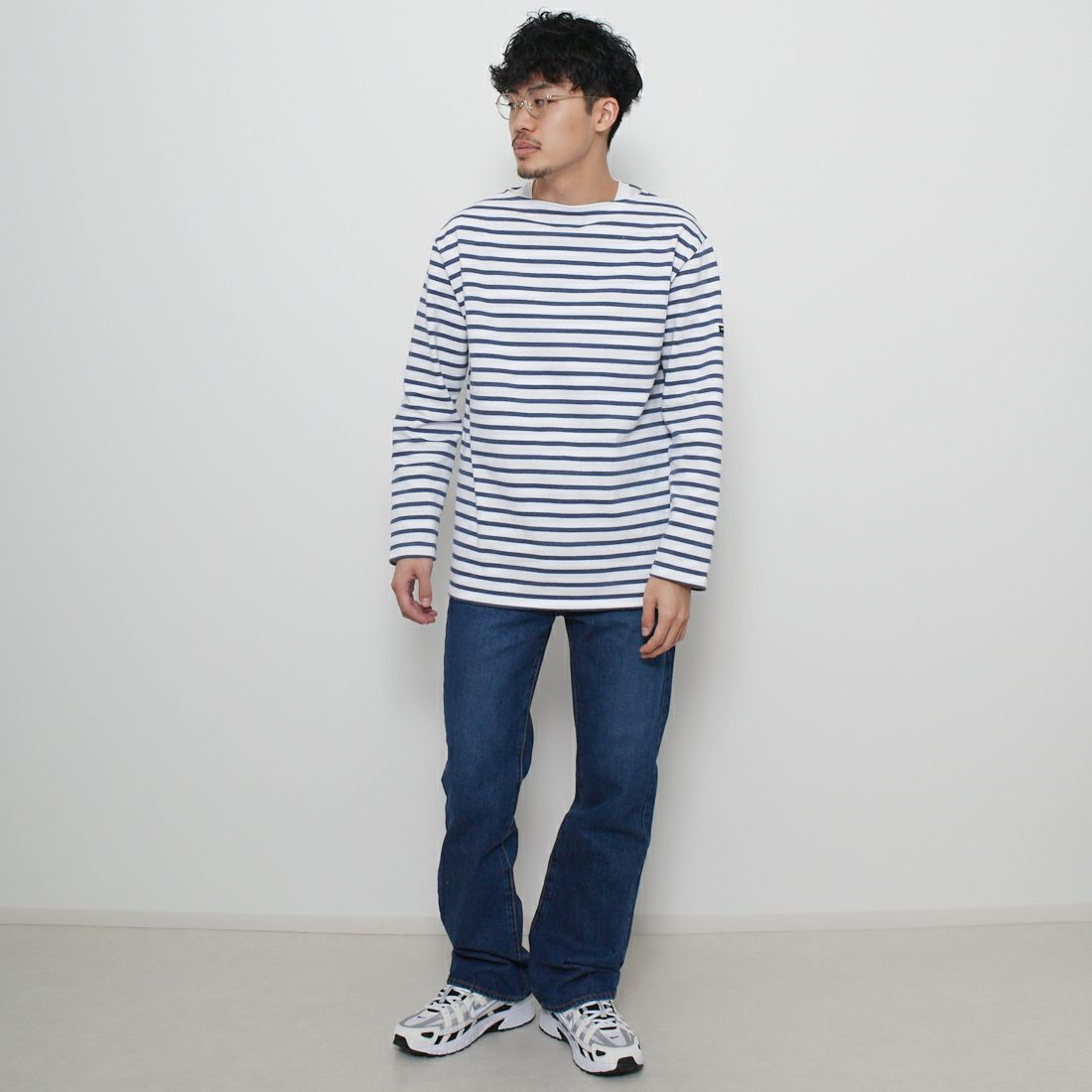 ST.JAMES [セントジェームス] 別注 バスクボーダーロングスリーブTシャツ [OUESSANT-JF] NEI/IND&&モデル身長：168cm 着用サイズ：5&&
