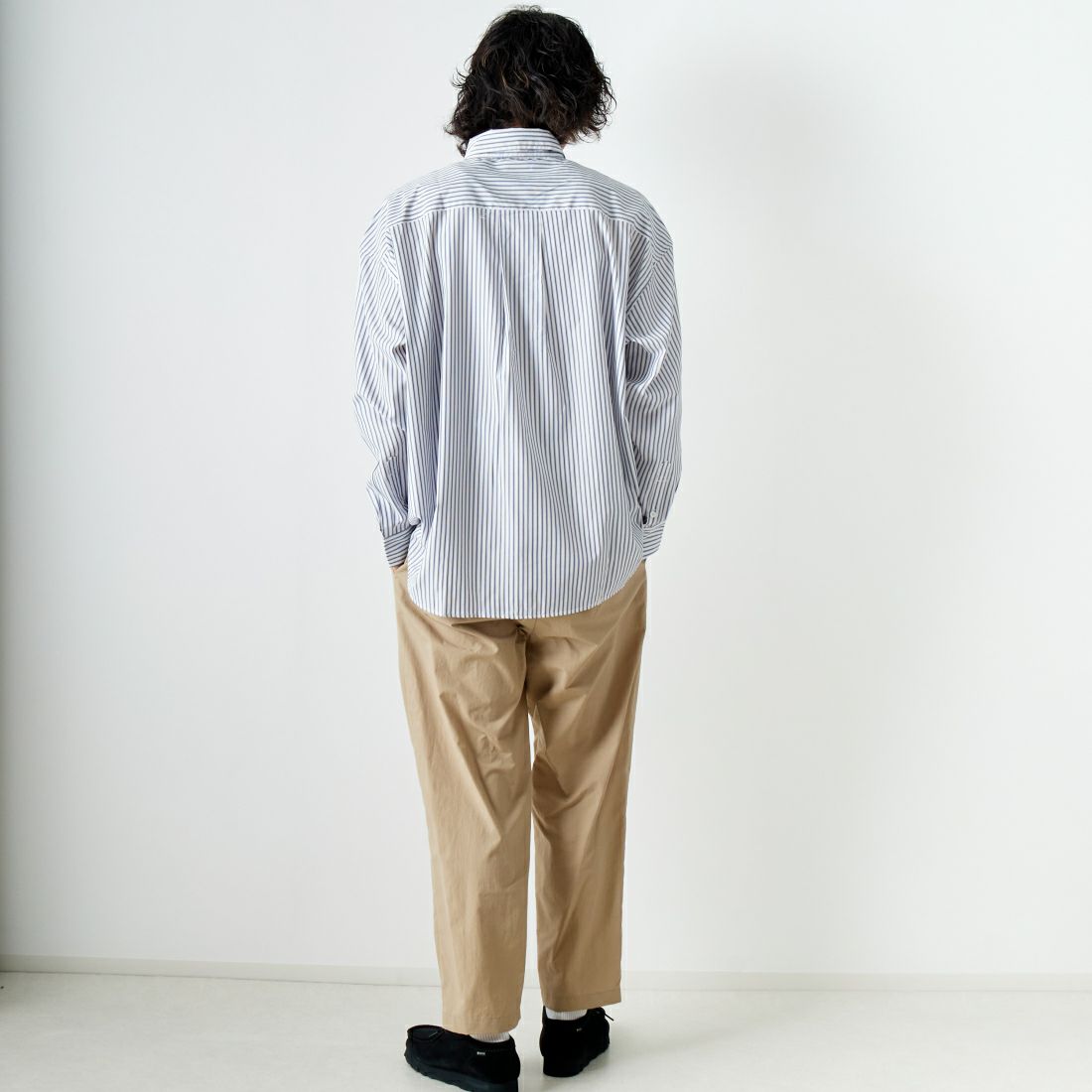 Jeans Factory Clothes [ジーンズファクトリークローズ] ビッグボタンダウンシャツ [JFC-241-014] B ST.WHT &&モデル身長：182cm 着用サイズ：L&&