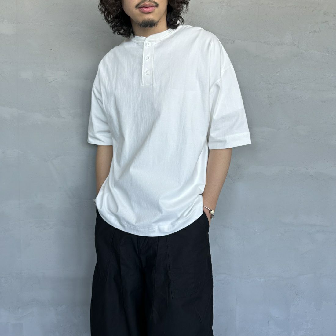WHITE&&モデル身長：173cm 着用サイズ：M&&