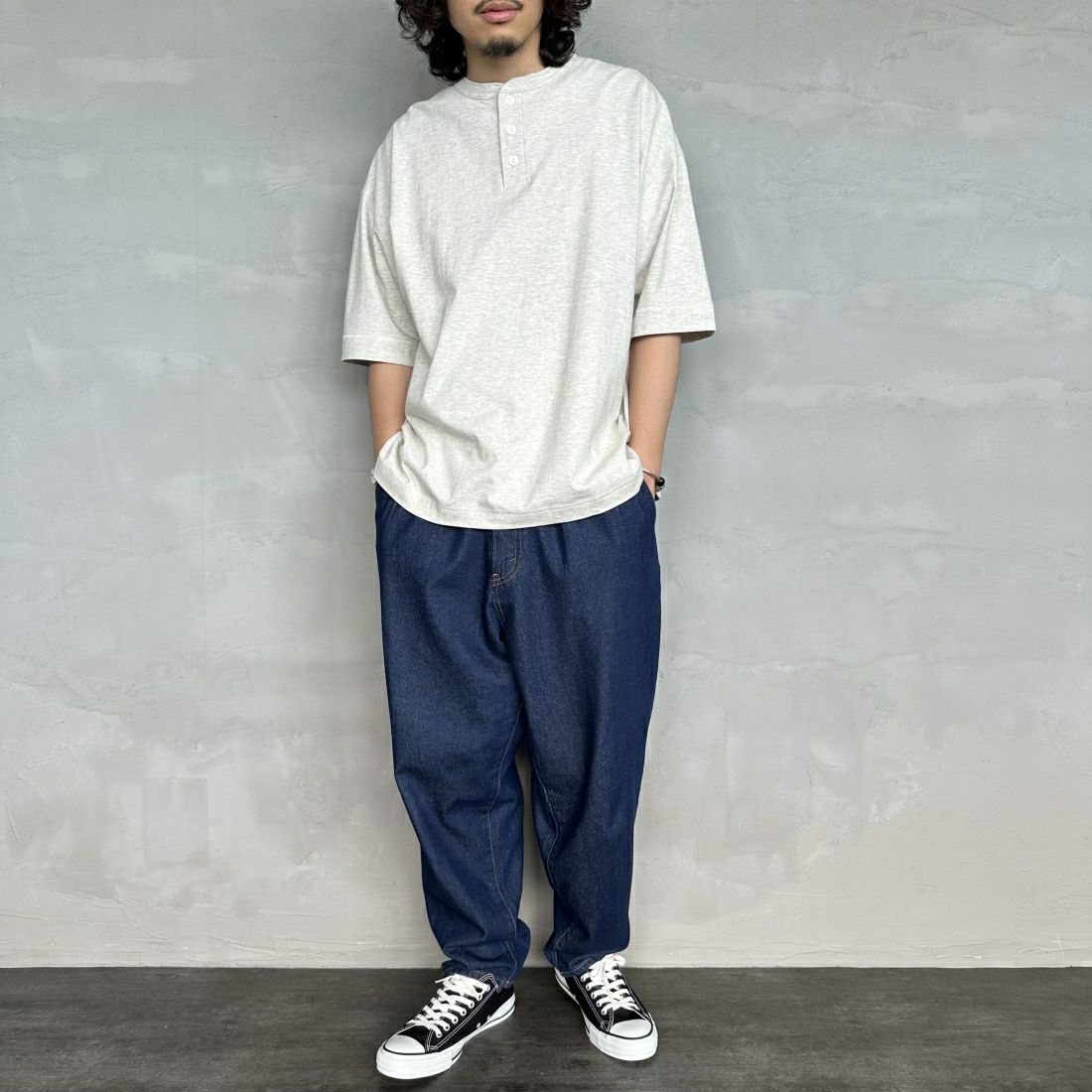 Health knit [ヘルスニット] 別注 ビックシルエット ヘンリーネックTシャツ [HR24S-M021-JF] GREY &&モデル身長：173cm 着用サイズ：XL&&