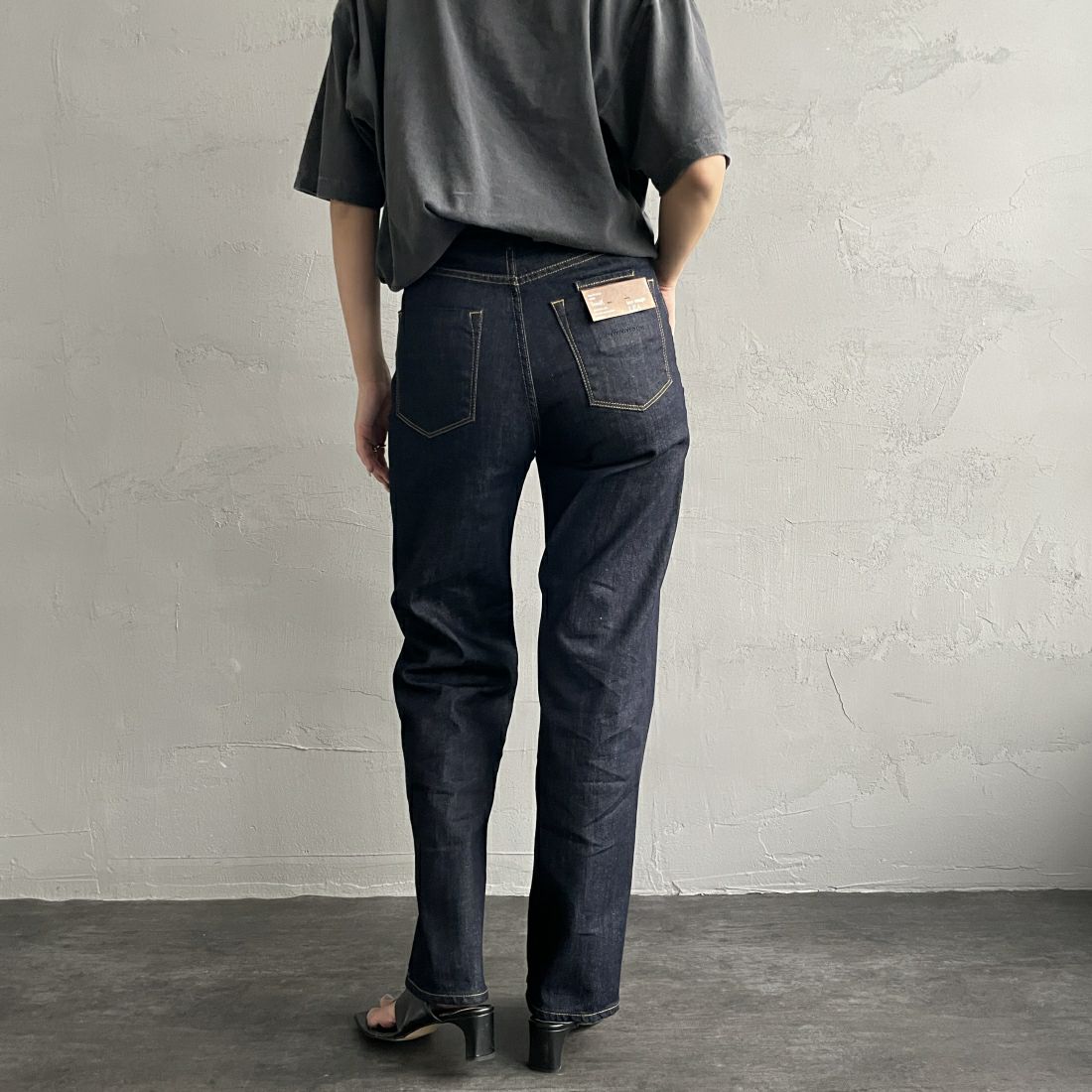 YANUK [ヤヌーク] ボーイズストレート LEA/レア [57134230] OWI&&モデル身長：163cm　着用サイズ：24&&