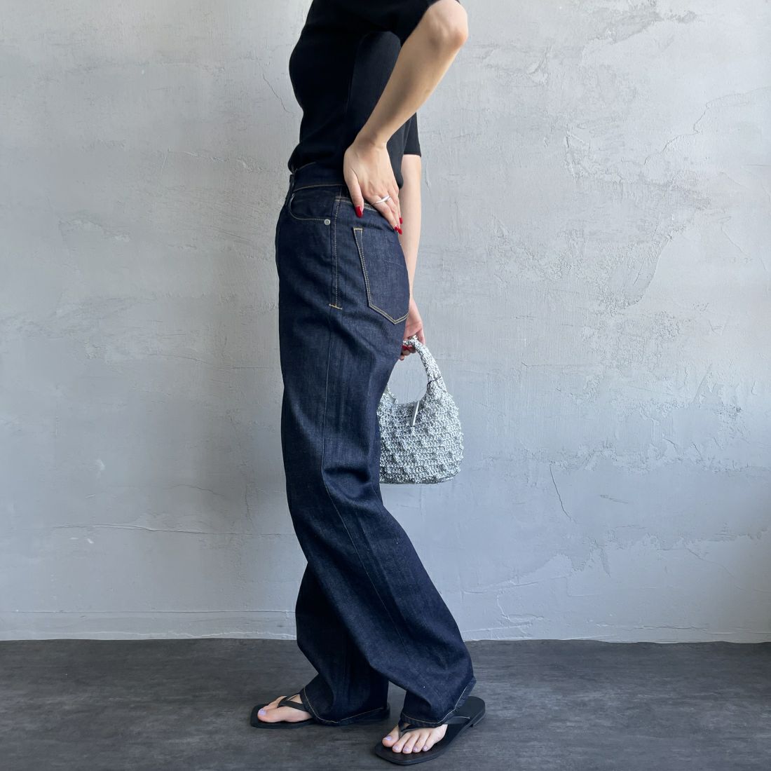 YANUK [ヤヌーク] ボーイズストレート LEA/レア [57134230] OWI&&モデル身長：156cm　着用サイズ：23&&