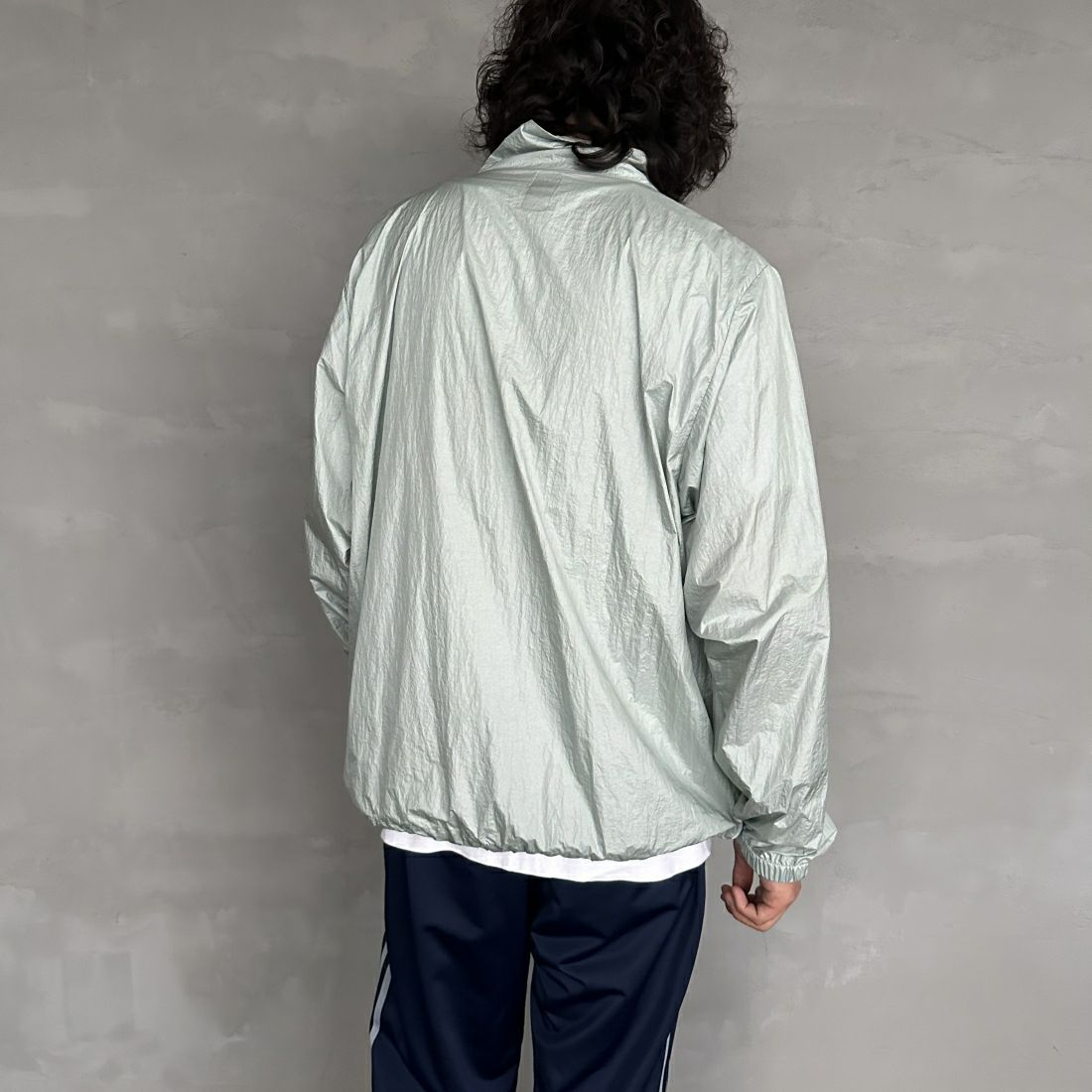 frostline [フロストライン] 別注 フルジップジャケット [FL1-JK-IN4-JF] LT.BLUE&&モデル身長：173cm 着用サイズ：L&&