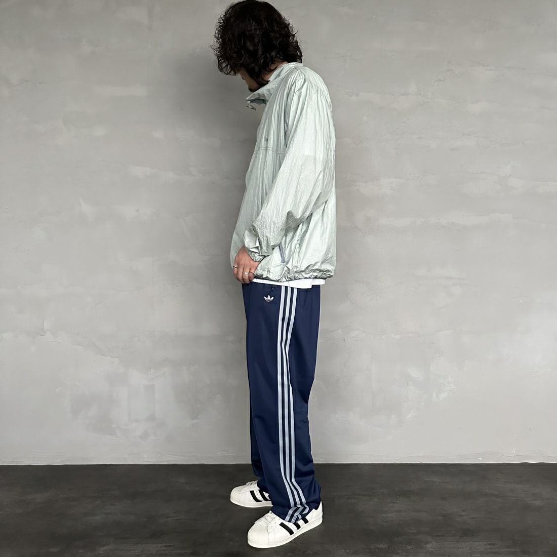 frostline [フロストライン] 別注 フルジップジャケット [FL1-JK-IN4-JF] LT.BLUE&&モデル身長：173cm 着用サイズ：L&&