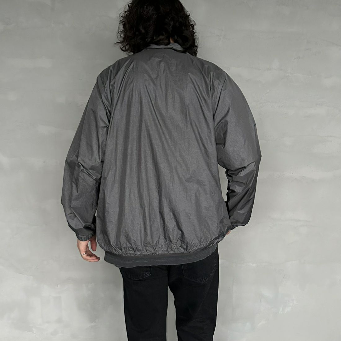 frostline [フロストライン] 別注 フルジップジャケット [FL1-JK-IN4-JF] CHARCOAL&&モデル身長：173cm 着用サイズ：M&&