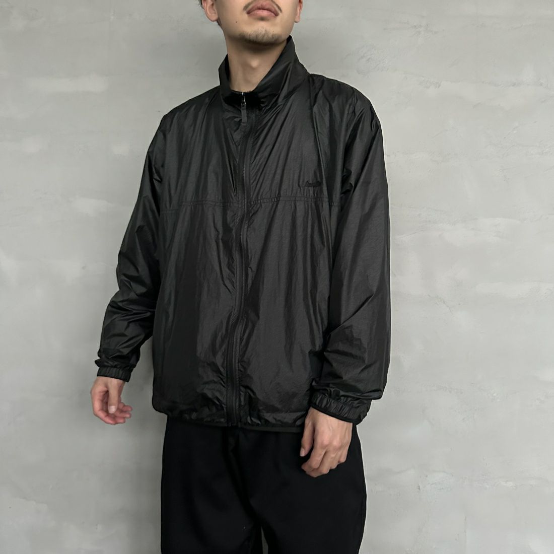 frostline [フロストライン] 別注 フルジップジャケット [FL1-JK-IN4-JF] BLACK&&モデル身長：168cm 着用サイズ：M&&