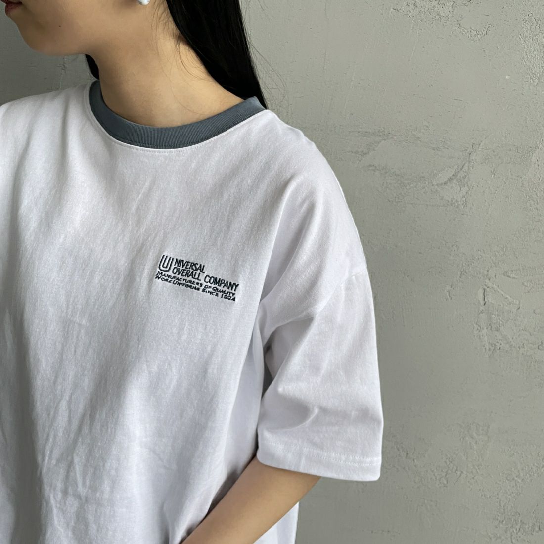 UNIVERSAL OVERALL [ユニバーサルオーバーオール] 別注 ドローコード付き ワイドシルエットTシャツ [U2411282IN-JF] WHITE &&モデル身長：156cm 着用サイズ：S&&