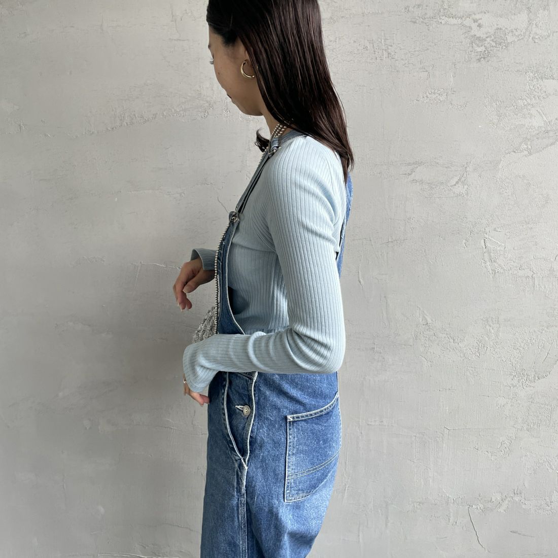 Noir Fabrik [ヌワールファブリック] ボートネックロングスリーブリブTシャツ [JFS-C021] AQUA &&モデル身長：163cm 着用サイズ：0&&