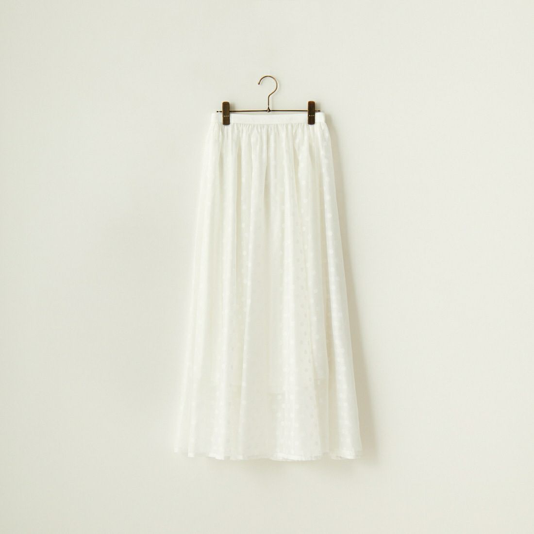 05 WHITE