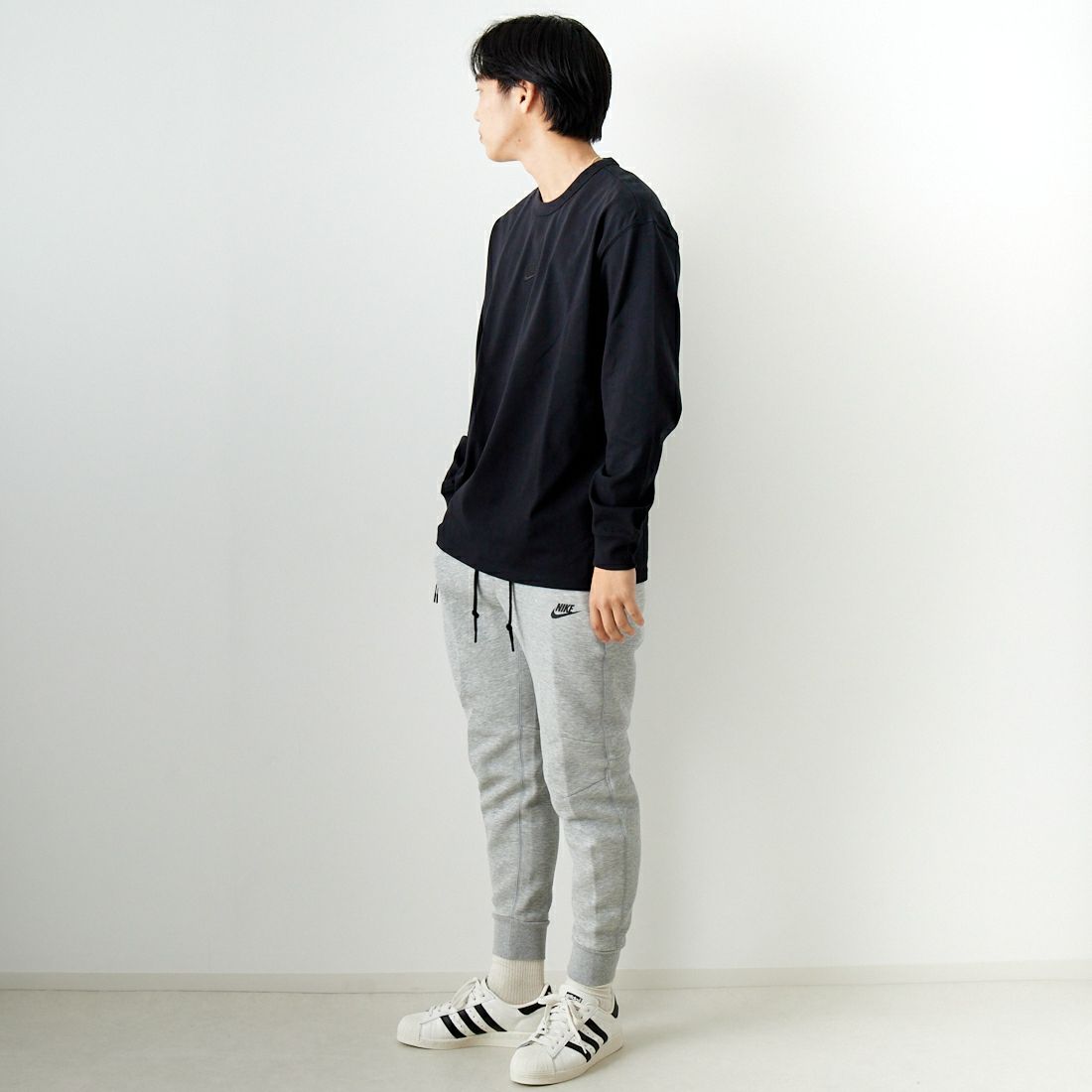 NIKE [ナイキ] テックフリース ジョガーパンツ [FB8003] 063 ﾀﾞｰｸｸﾞ &&モデル身長：179cm 着用サイズ：L&&