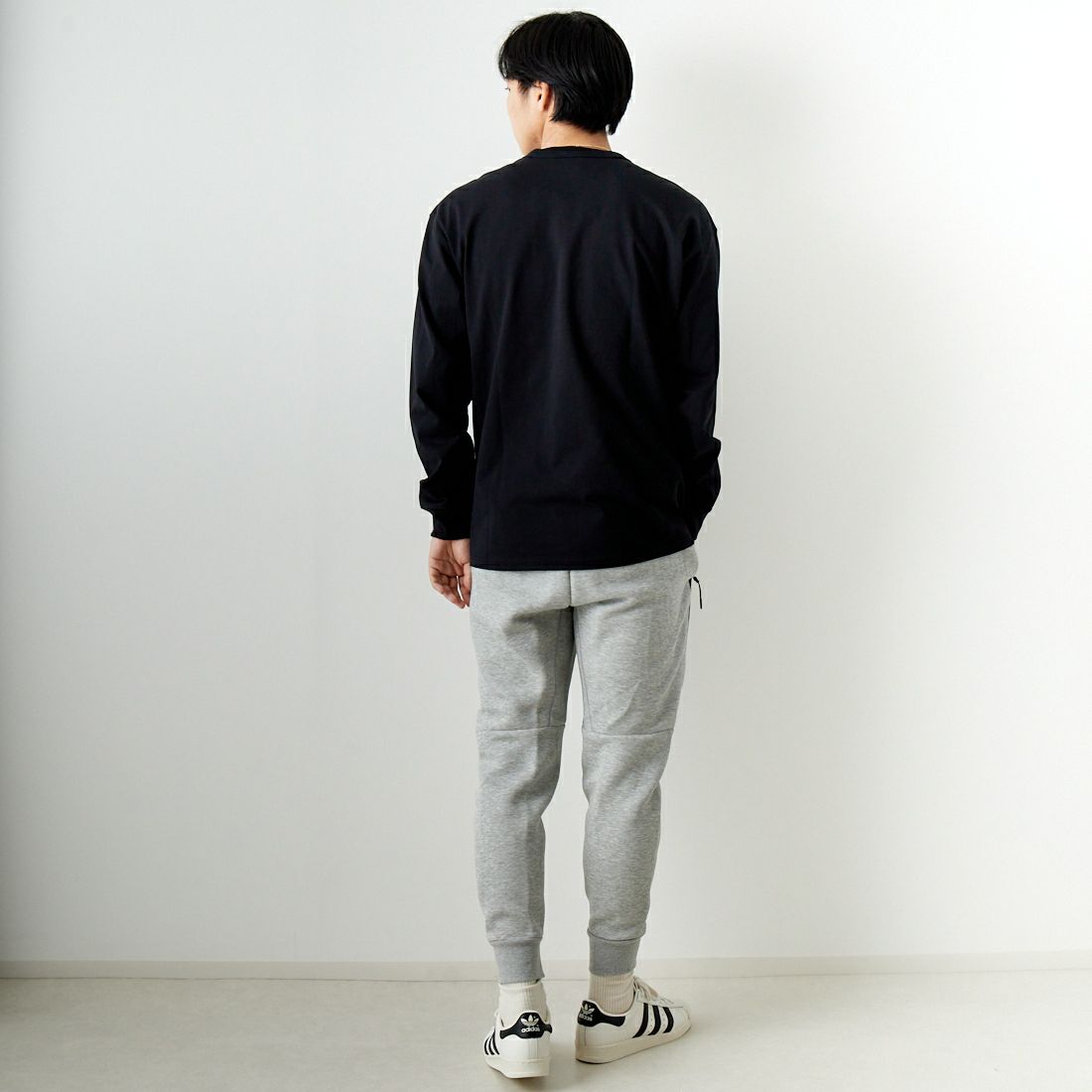 NIKE [ナイキ] テックフリース ジョガーパンツ [FB8003] 063 ﾀﾞｰｸｸﾞ &&モデル身長：179cm 着用サイズ：L&&