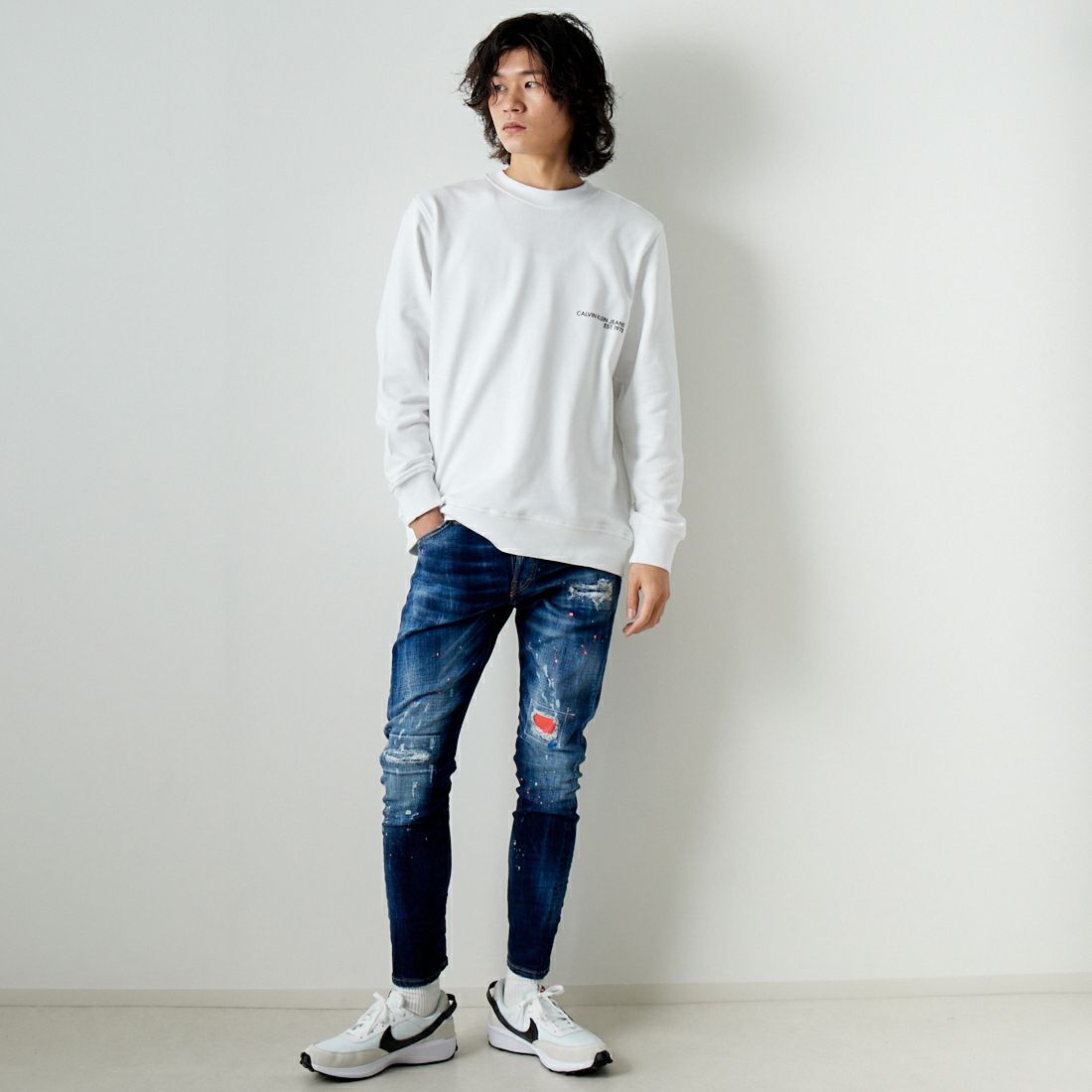 Calvin Klein Jeans [カルバンクライン ジーンズ] AR-CK SPRAY クルーネックスウェット [J30J325059] YAF &&モデル身長：182cm 着用サイズ：L&&
