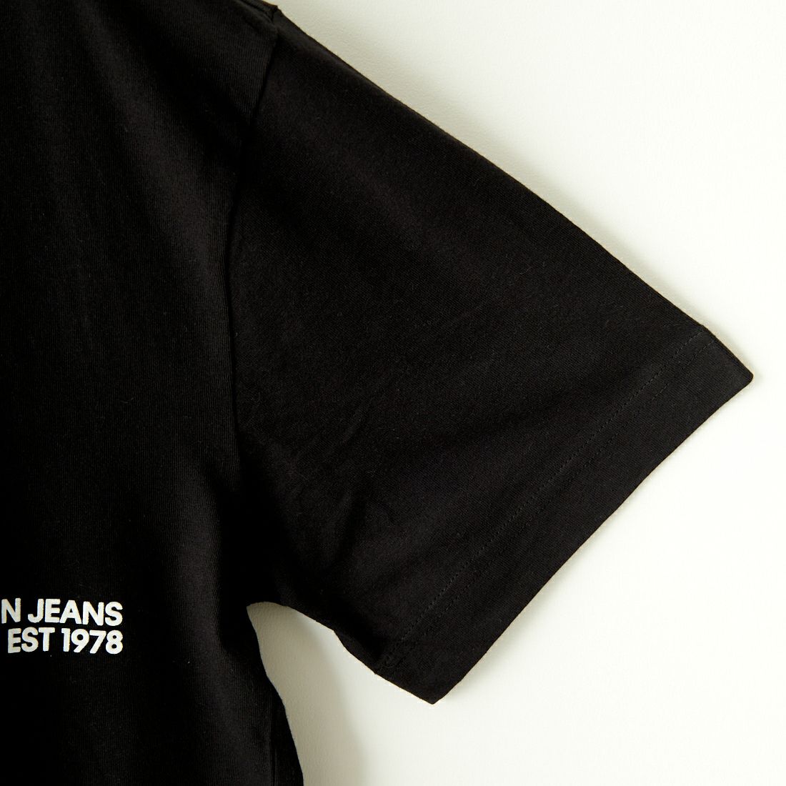 Calvin Klein Jeans [カルバンクライン ジーンズ] CK SPRAY プリントTシャツ [J30J324652] BEH