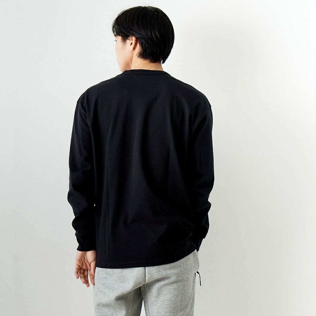 NIKE [ナイキ] ロングスリーブTシャツ [DO7391] 010 ﾌﾞﾗｯｸ &&モデル身長：179cm 着用サイズ：L&&