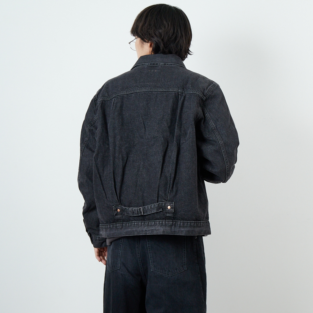 LEVI'S [リーバイス] TYPE1 トラッカージャケット [A3174-00] 00 MIDNIGH &&モデル身長：179cm 着用サイズ：L&&