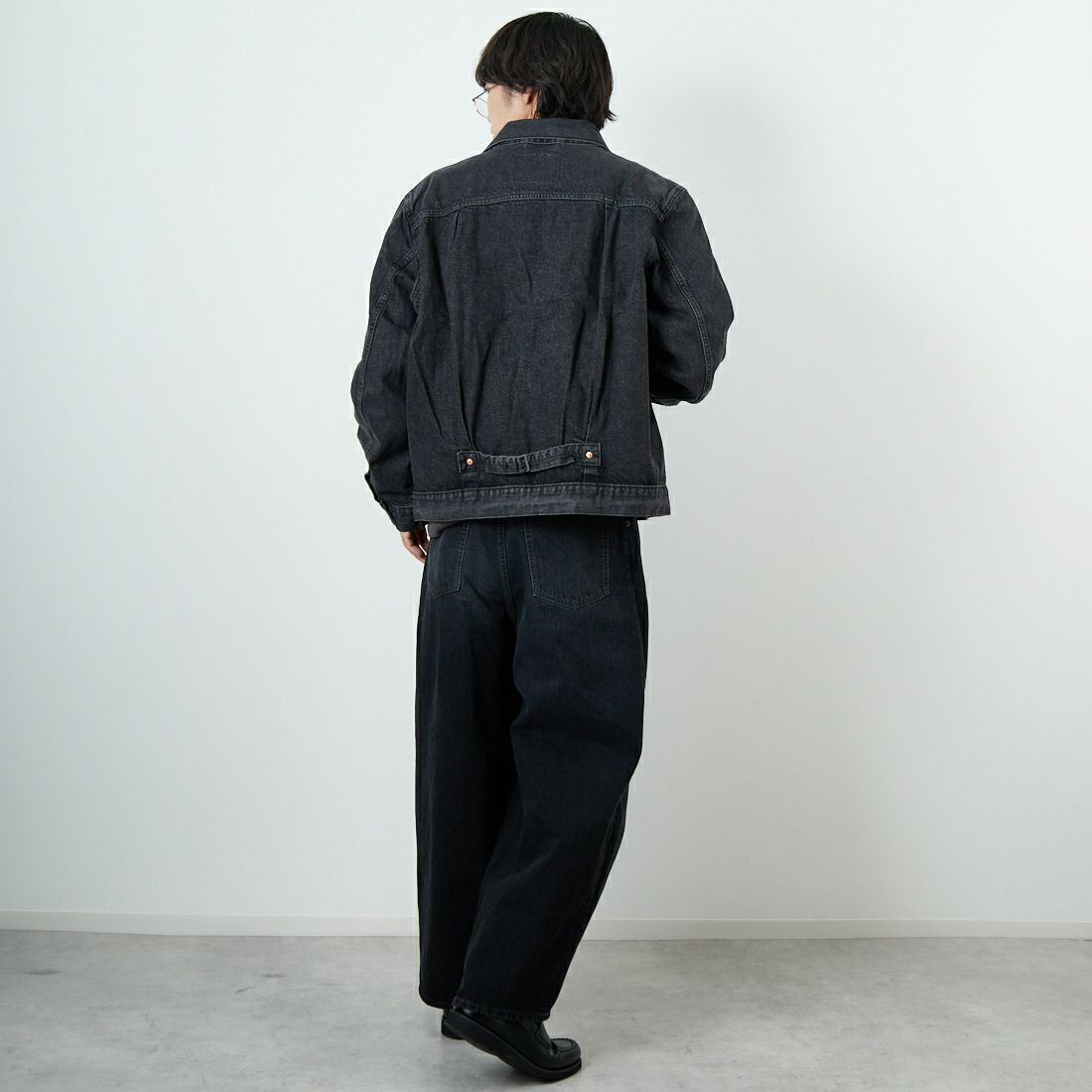 LEVI'S [リーバイス] TYPE1 トラッカージャケット [A3174-00] 00 MIDNIGH &&モデル身長：179cm 着用サイズ：L&&