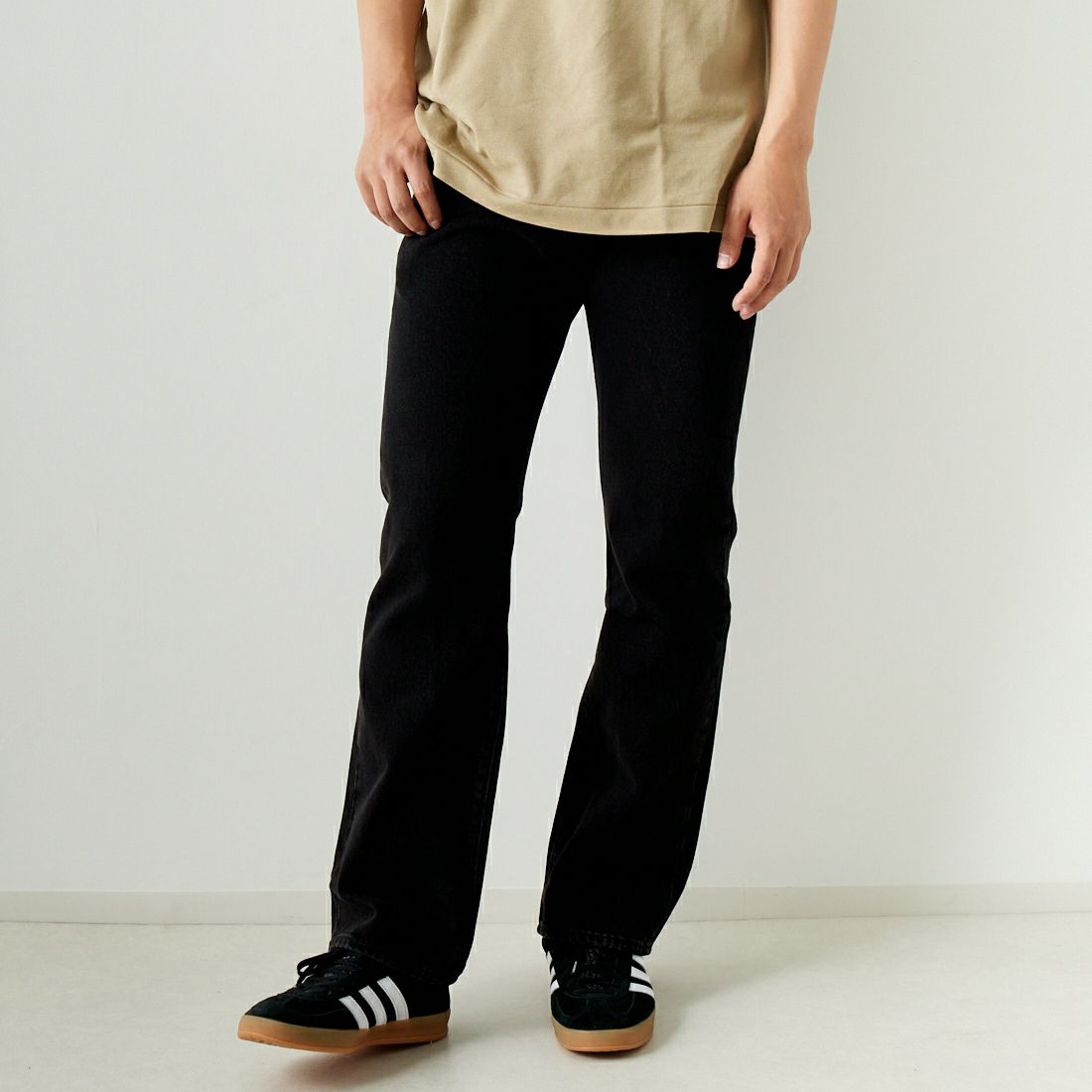 LEVI'S [リーバイス] 517 ブーツカット [00517-02] 44 WELCOME &&モデル身長：179cm 着用サイズ：30&&