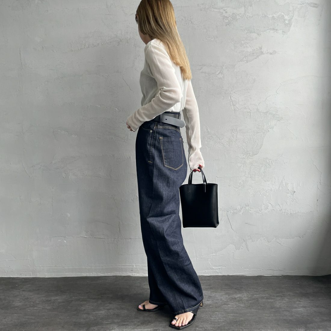 Jeans Factory Clothes [ジーンズファクトリークローズ] ハイネック シアーラメTシャツ [21241057] 031 ｵﾌ &&モデル身長：156cm 着用サイズ：F&&