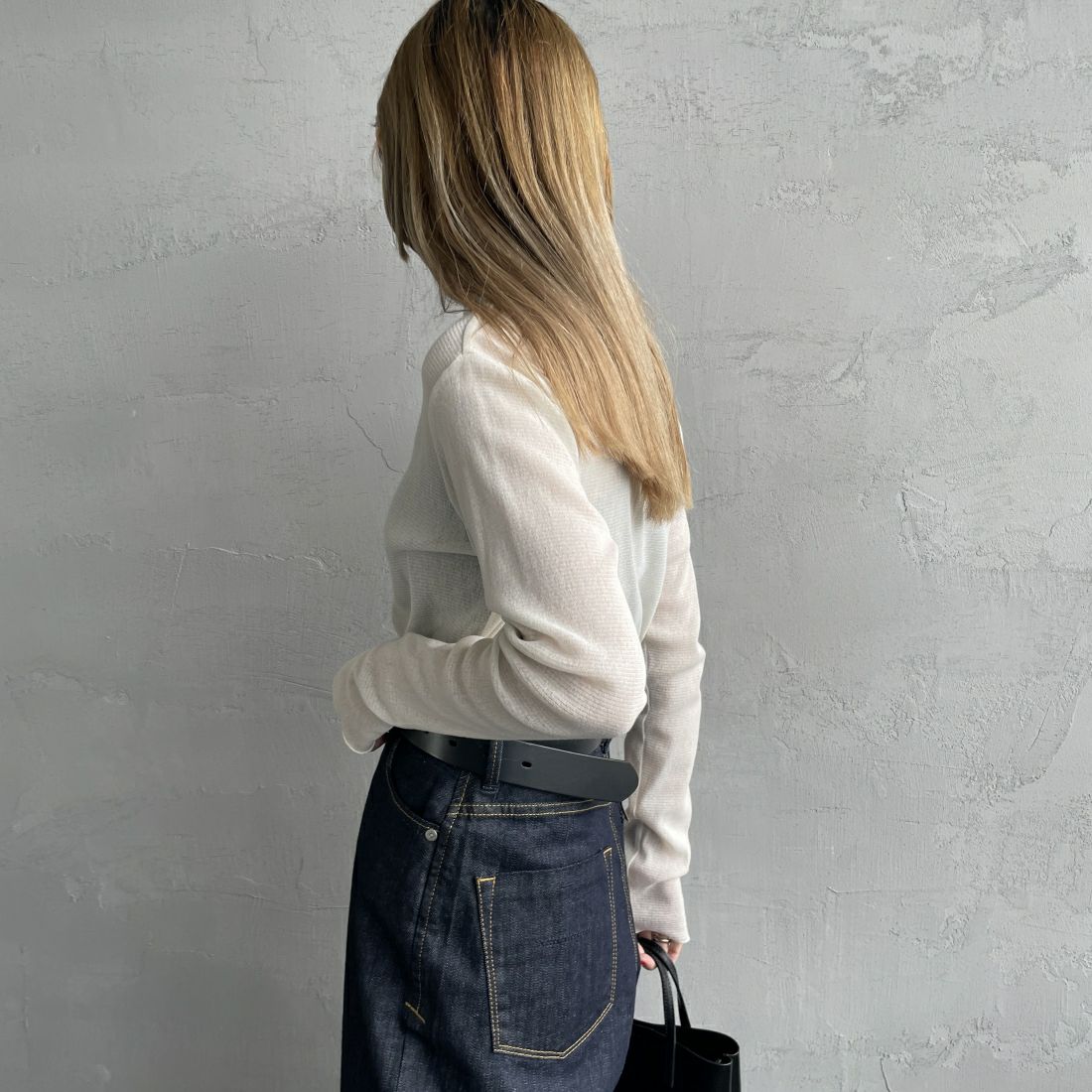 Jeans Factory Clothes [ジーンズファクトリークローズ] ハイネック シアーラメTシャツ [21241057] 031 ｵﾌ &&モデル身長：156cm 着用サイズ：F&&