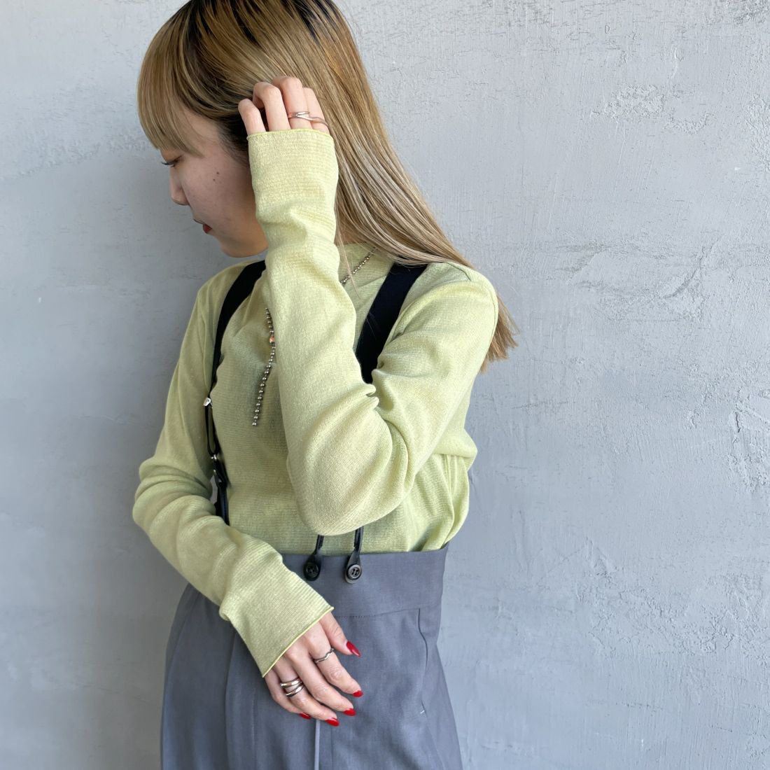 Jeans Factory Clothes [ジーンズファクトリークローズ] ハイネック シアーラメTシャツ [21241057] 060 ｸﾞﾘｰﾝ &&モデル身長：156cm 着用サイズ：F&&