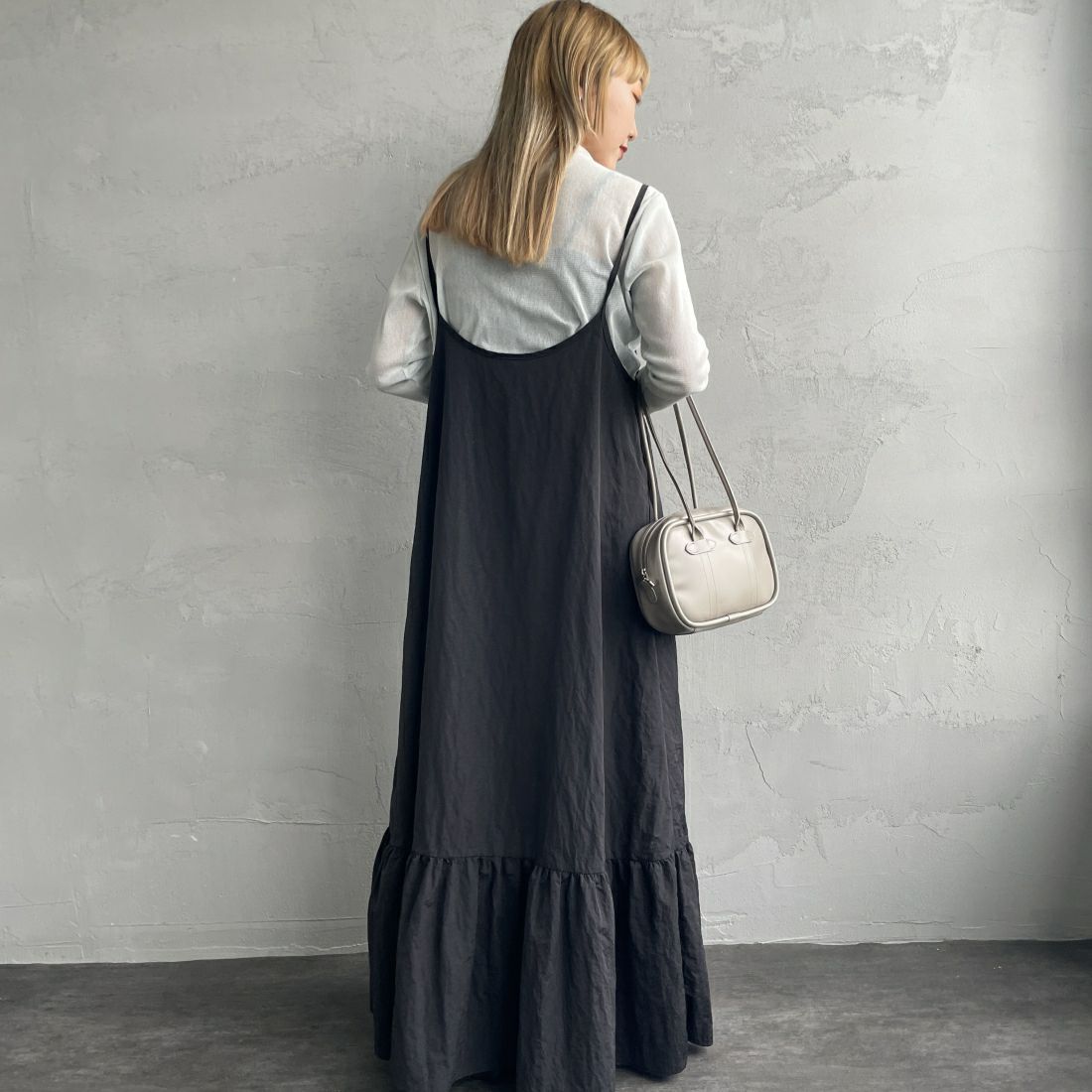 Jeans Factory Clothes [ジーンズファクトリークローズ] ハイネック シアーラメTシャツ [21241057] 073 ｻｯｸｽ &&モデル身長：156cm 着用サイズ：F&&