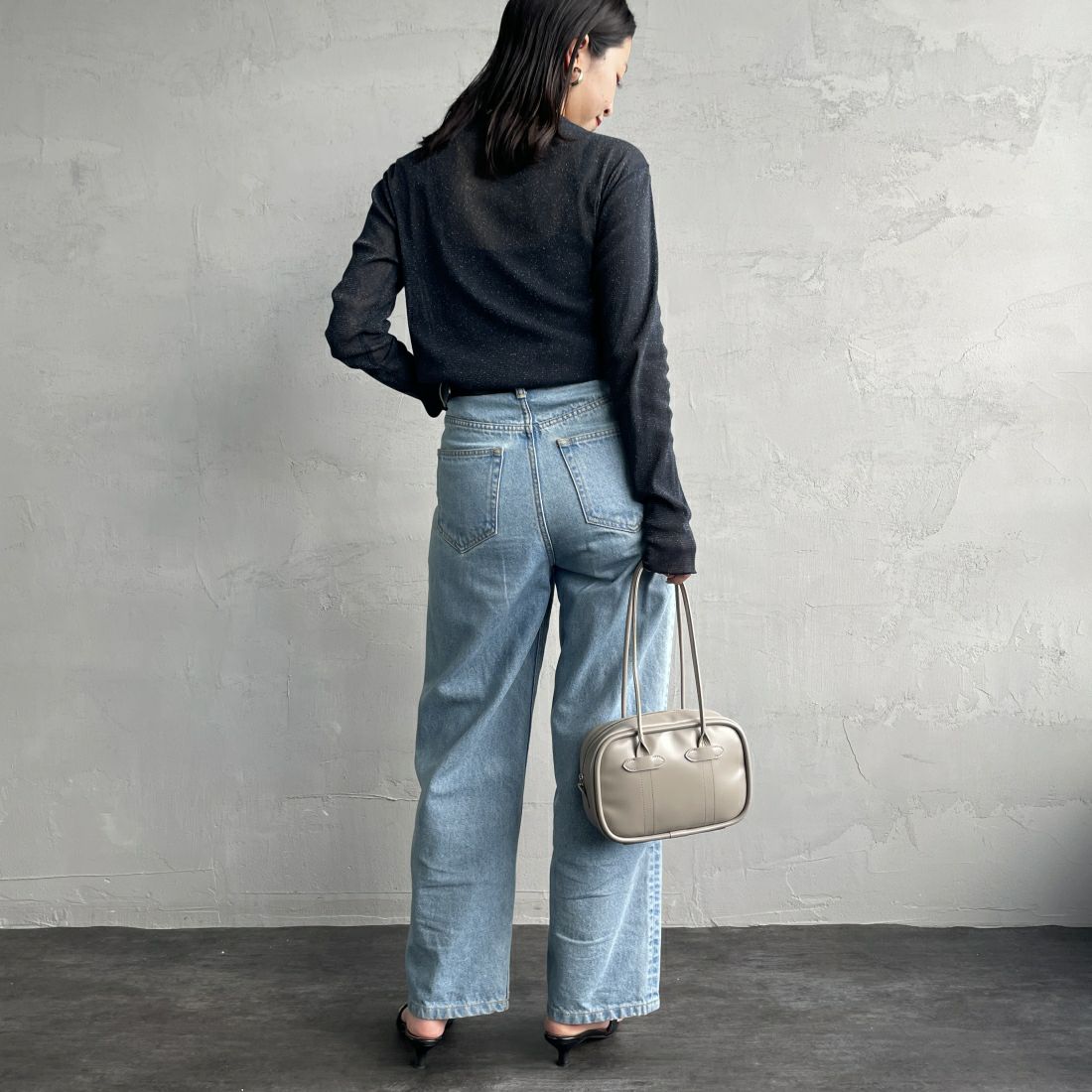 Jeans Factory Clothes [ジーンズファクトリークローズ] ハイネック シアーラメTシャツ [21241057] 076 ﾈｲﾋﾞｰ &&モデル身長：163cm 着用サイズ：F&&