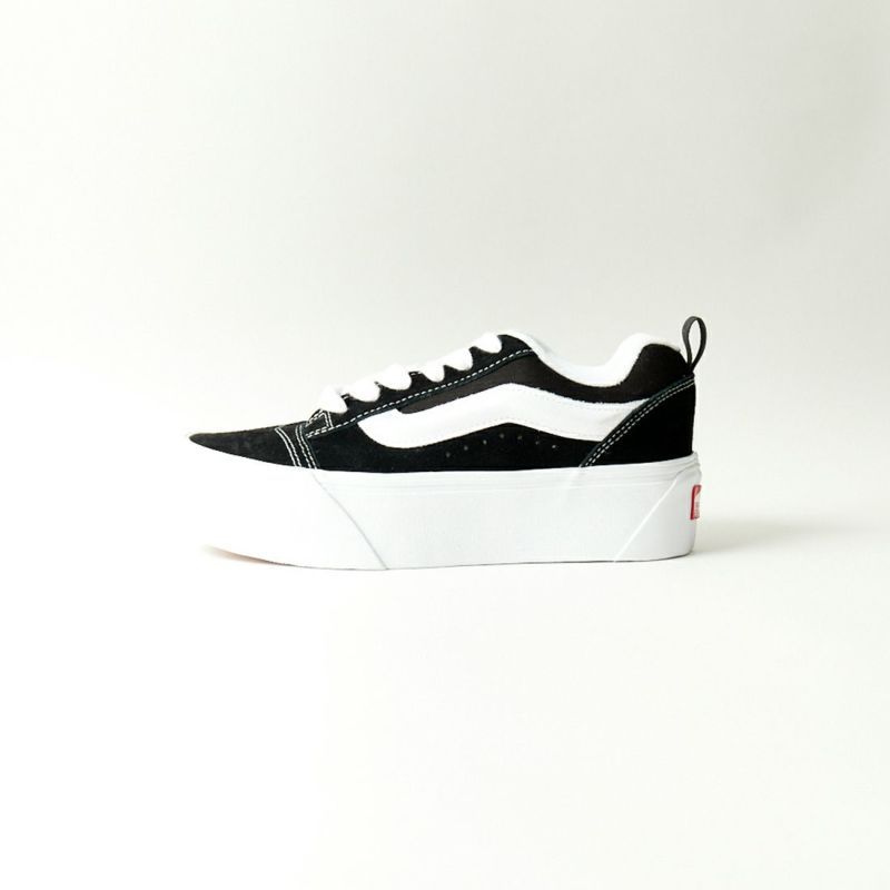 VANS [バンズ] ニュースタック スニーカー [VN000CP66BT