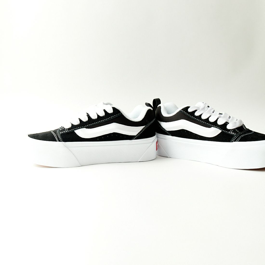 VANS [バンズ] ニュースタック [VN000CP66BT] BLK/T.WHIT