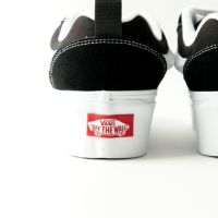 VANS/ヴァンズ/ニュースタック オールドスクール 厚底 vans 正規品 VANS ヴァンズ KNU STACK ニュースタック VN000CP66BT BLK/TRUE