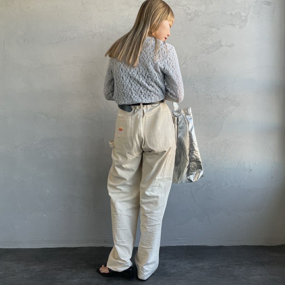 Jeans Factory Clothes [ジーンズファクトリークローズ] レース柄クルーネックシアーカットソー [21241058] 073 ｻｯｸｽ &&モデル身長：156cm 着用サイズ：F&&