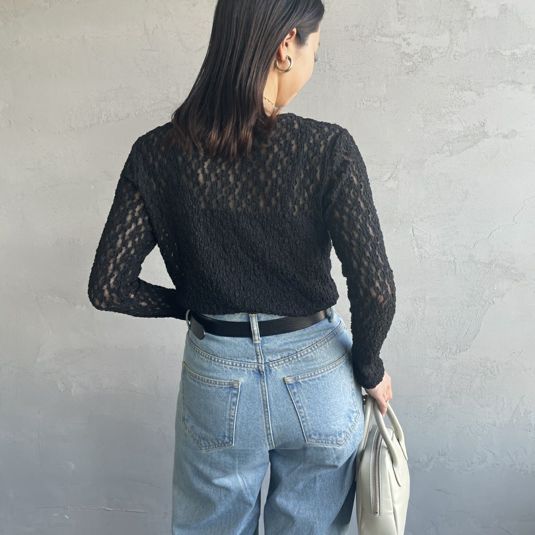 Jeans Factory Clothes [ジーンズファクトリークローズ] レース柄クルーネックシアーカットソー [21241058] 004 ﾌﾞﾗｯｸ &&モデル身長：163cm 着用サイズ：F&&