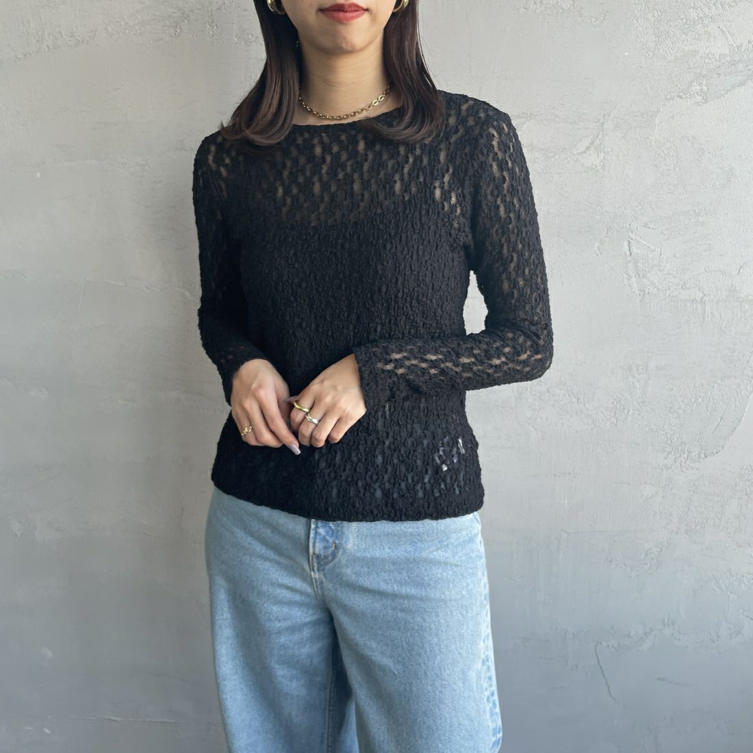 Jeans Factory Clothes [ジーンズファクトリークローズ] レース柄クルーネックシアーカットソー [21241058] 004 ﾌﾞﾗｯｸ &&モデル身長：163cm 着用サイズ：F&&