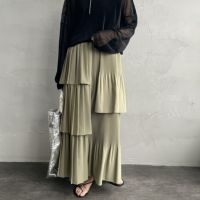 73 ｶｰｷ&&モデル身長：156cm 着用サイズ：F&&