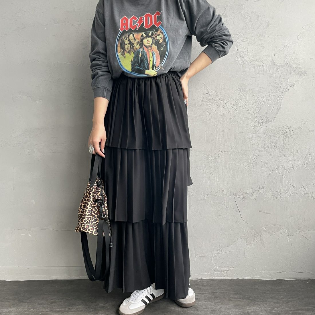 03 ﾌﾞﾗｯｸ&&モデル身長：156cm 着用サイズ：F&&
