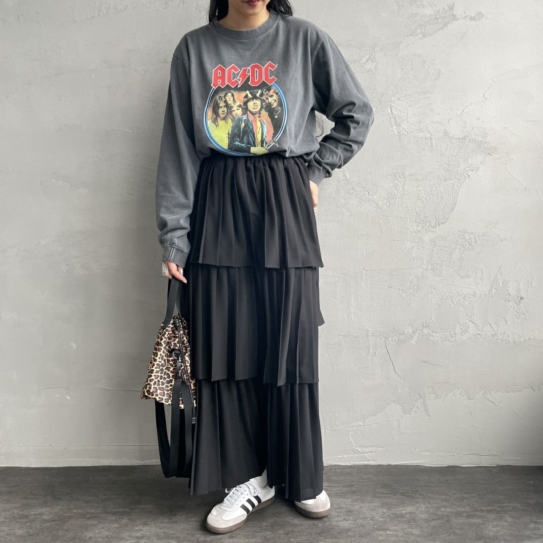 Jf Ready Made [ジェイエフレディメイド] ランダムプリーツスカート [754066] 03 ﾌﾞﾗｯｸ &&モデル身長：156cm 着用サイズ：F&&