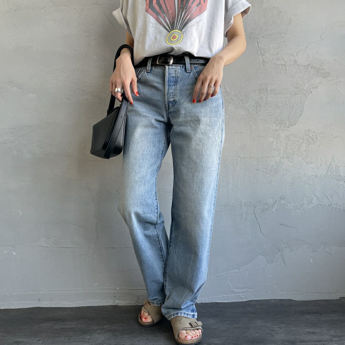 LEVI'S [リーバイス] 90S 501デニム [A1959-00] 50 PIECE O&&モデル身長：160cm 着用サイズ：25&&